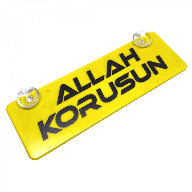 Allah Korusun Yazılı Sarı Dekor Plaka Vantuzlu Cam Süsü 22x7.5cm